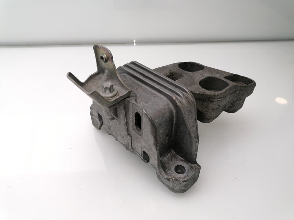 Soporte motor izquierdo MERCEDES-BENZ CLASE A (W169) 3