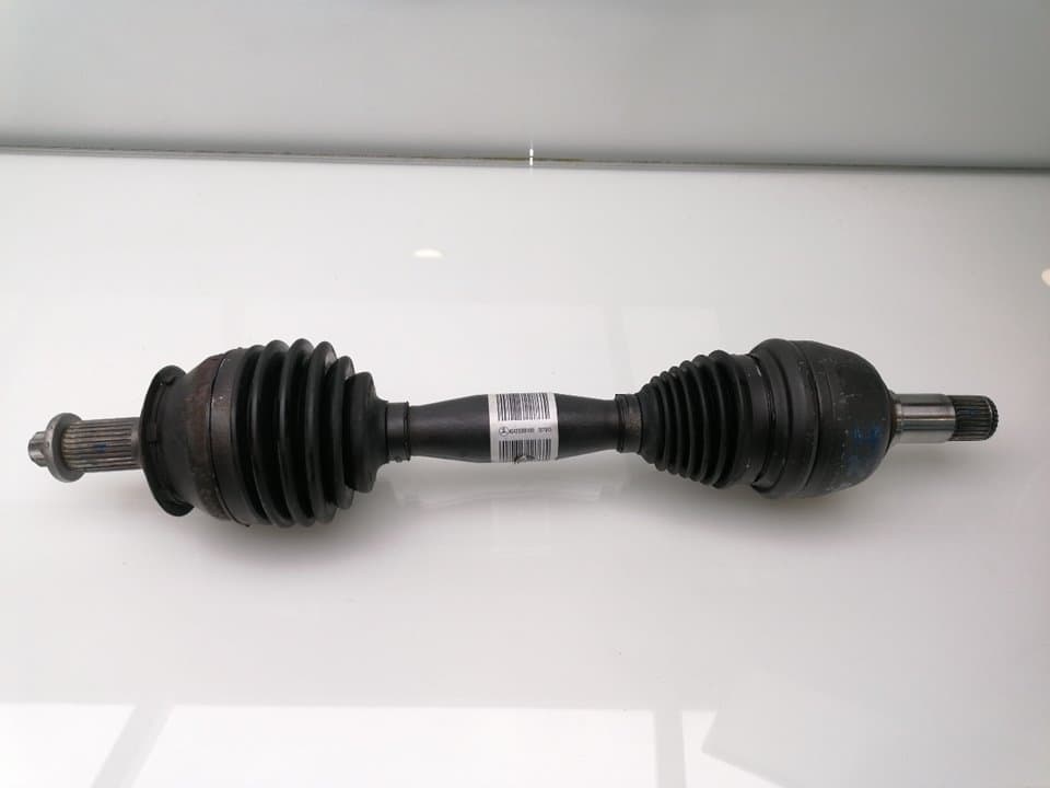 Transmision delantera izquierda MERCEDES-BENZ CLASE A (W169)