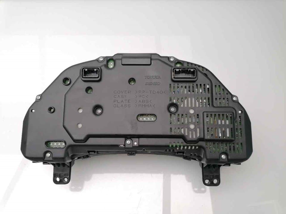Cuadro instrumentos LEXUS IS 3