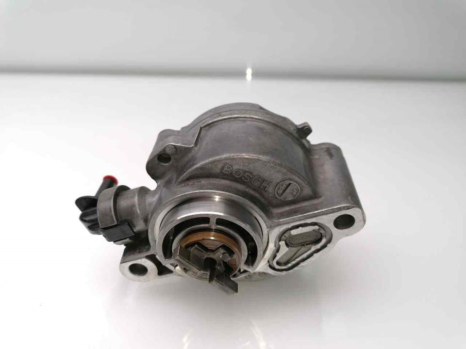 Depresor freno / bomba vacio VOLVO C30