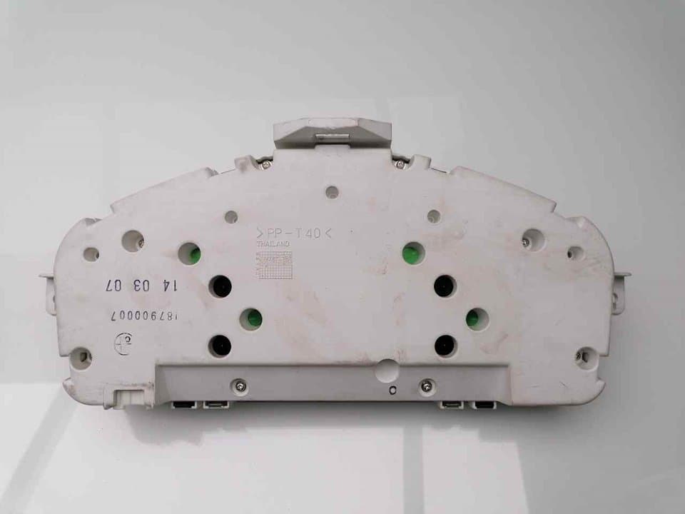 Cuadro instrumentos VOLVO C30 4