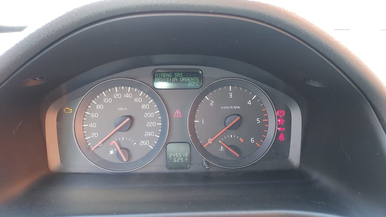 Cuadro instrumentos VOLVO C30 2
