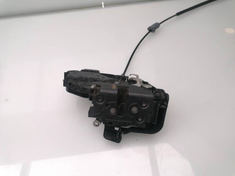 Cerradura puerta delantera derecha VOLVO C30 3