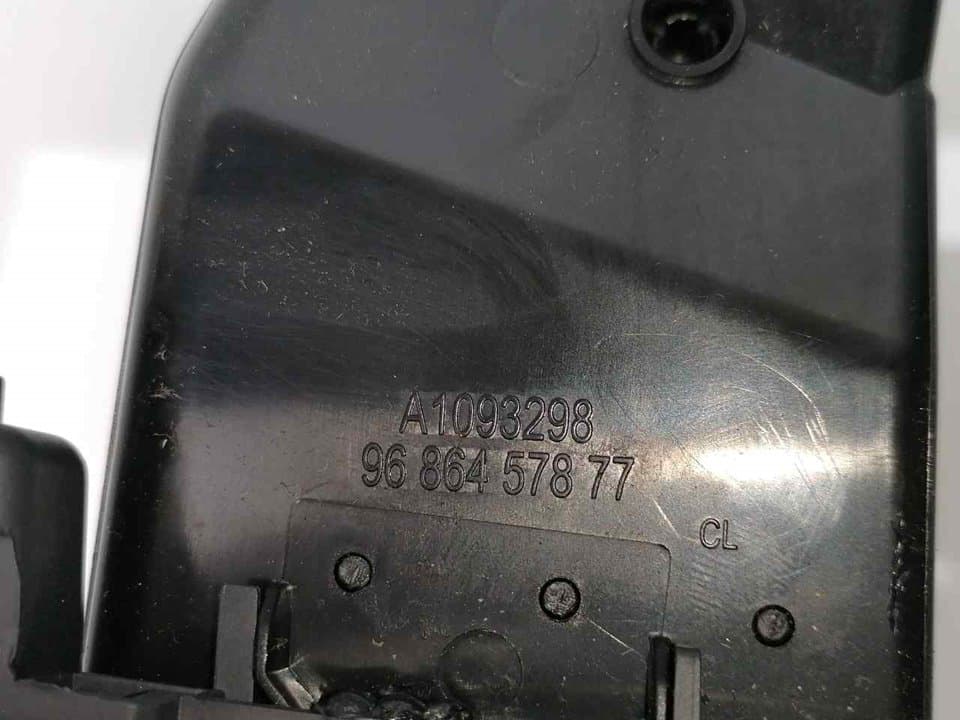 Plastico PEUGEOT 508 4