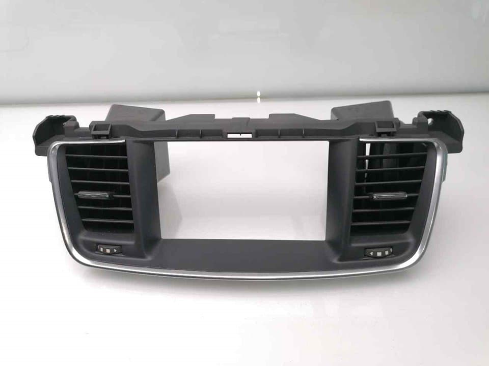 Plastico PEUGEOT 508