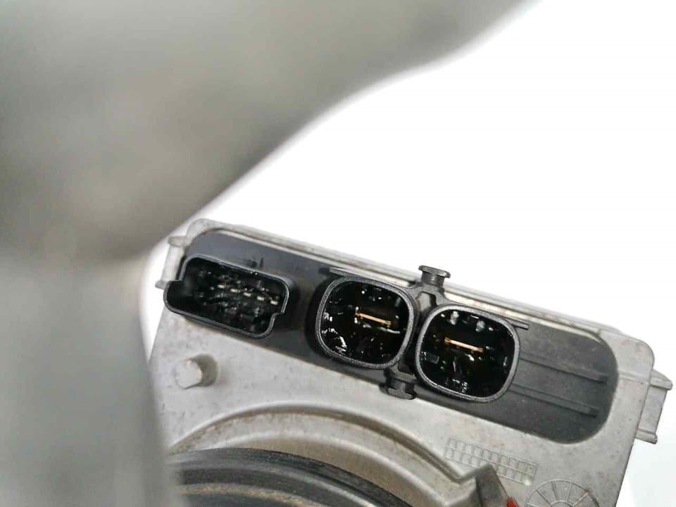 Bomba direccion PEUGEOT 508 4