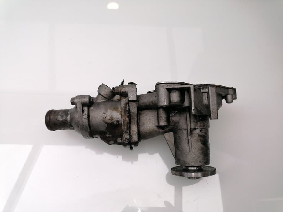 Bomba agua MITSUBISHI GALLOPER (HYUNDAI) 2