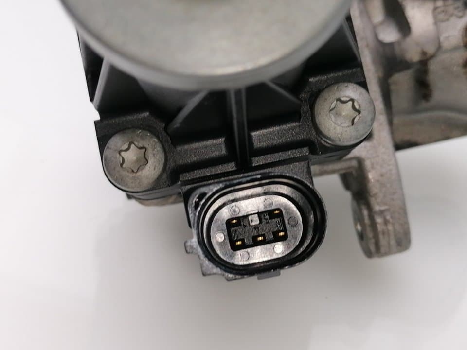 Valvula egr OPEL CORSA E 4