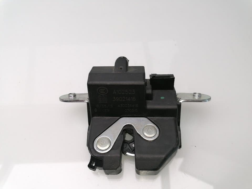 Cerradura maletero / porton OPEL CORSA E 4