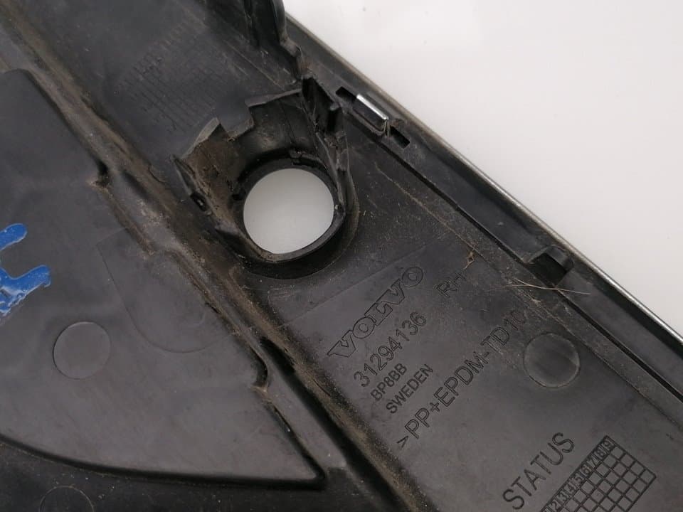 Plastico VOLVO S60 BERLINA 2