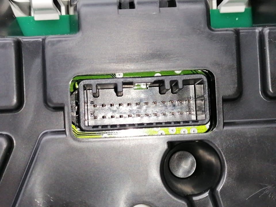 Cuadro instrumentos RENAULT CLIO IV 5