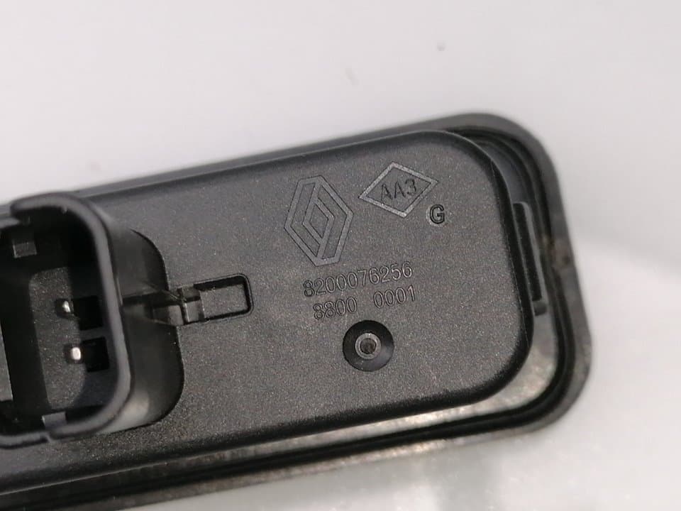 Maneta exterior porton RENAULT CLIO IV 3