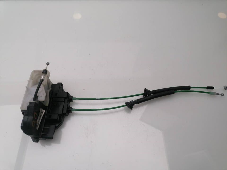 Cerradura puerta delantera derecha HYUNDAI I30 4