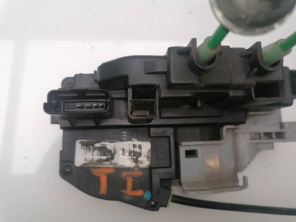 Cerradura puerta trasera izquierda HYUNDAI I30 2