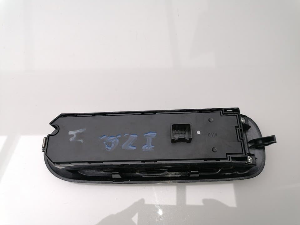 Mando elevalunas delantero izquierdo FORD MONDEO BER 5