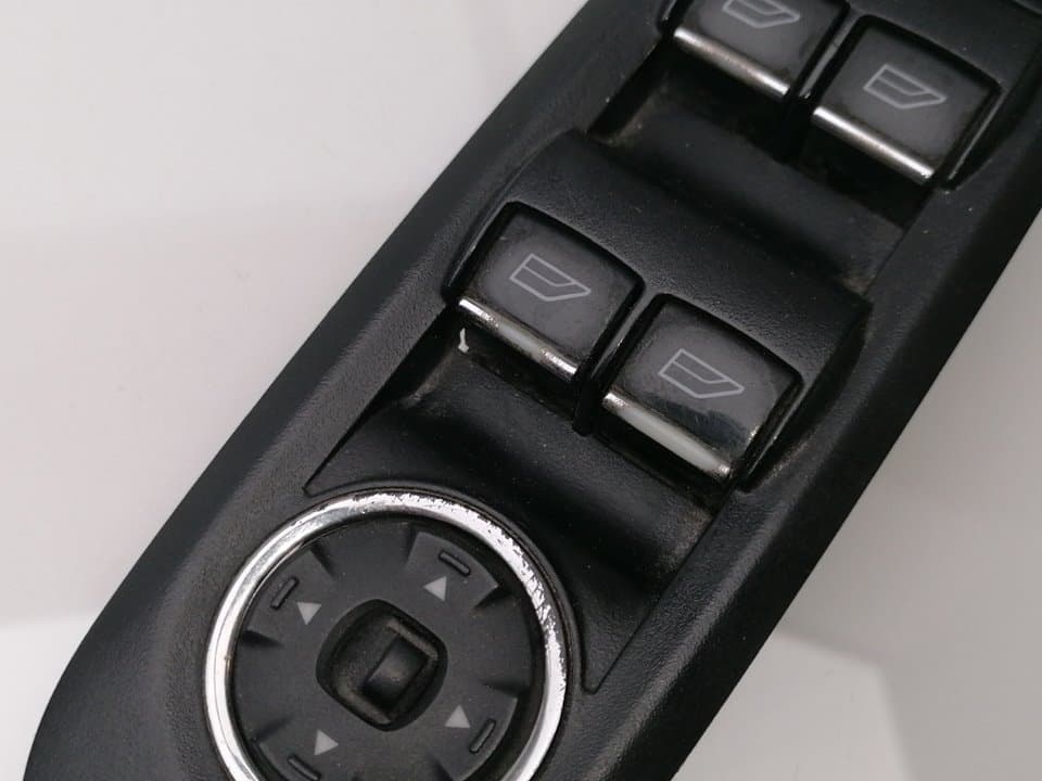 Mando elevalunas delantero izquierdo FORD MONDEO BER 2