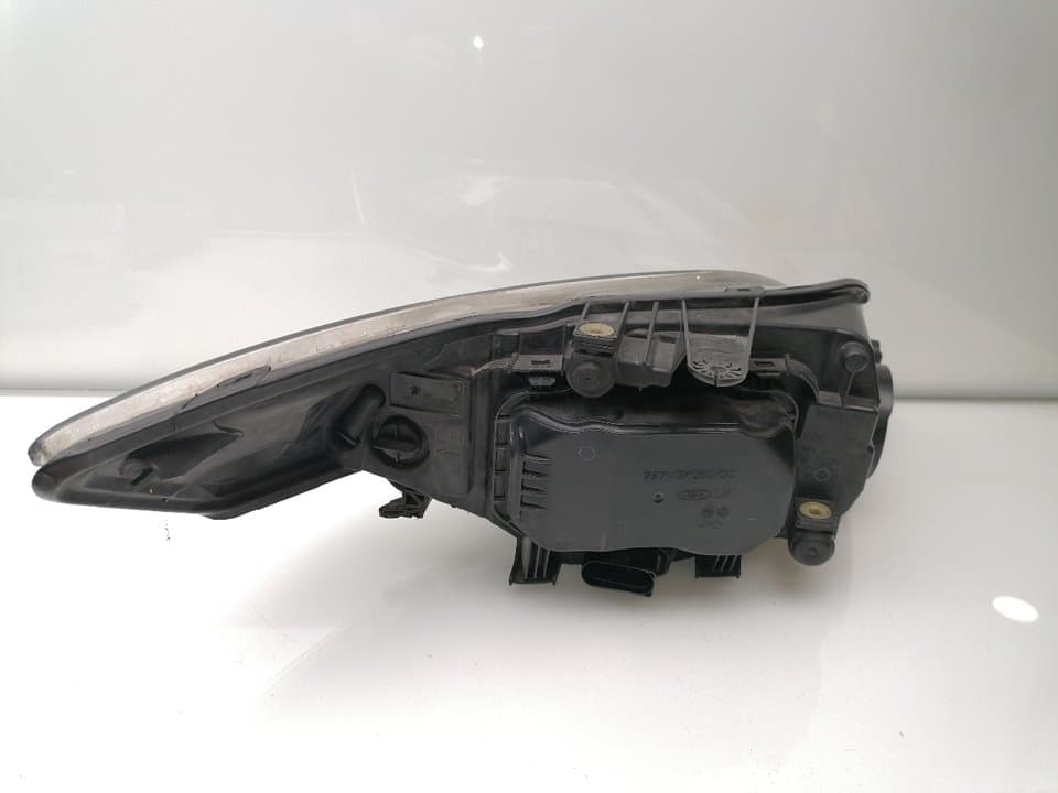Faro izquierdo FORD MONDEO BER 4