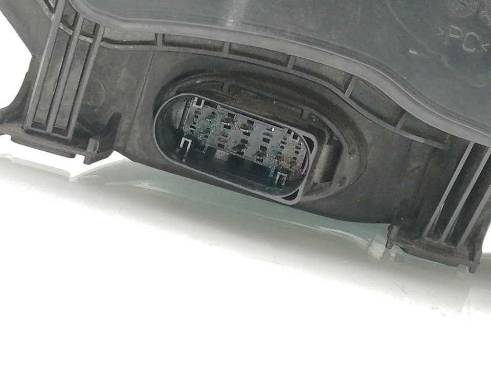 Faro izquierdo FORD MONDEO BER 2