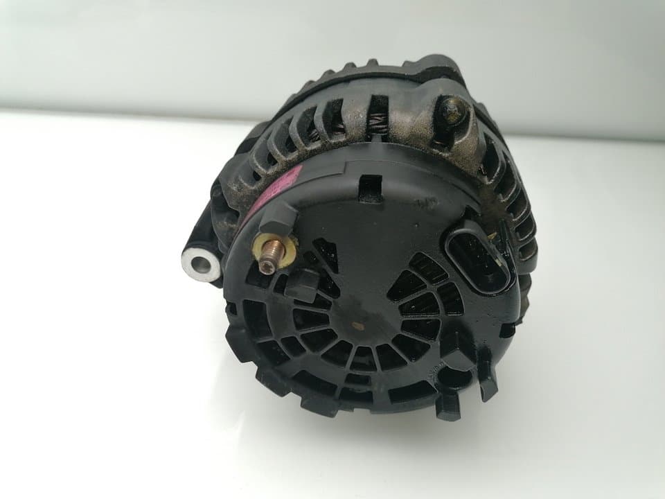 Alternador SSANGYONG RODIUS 3