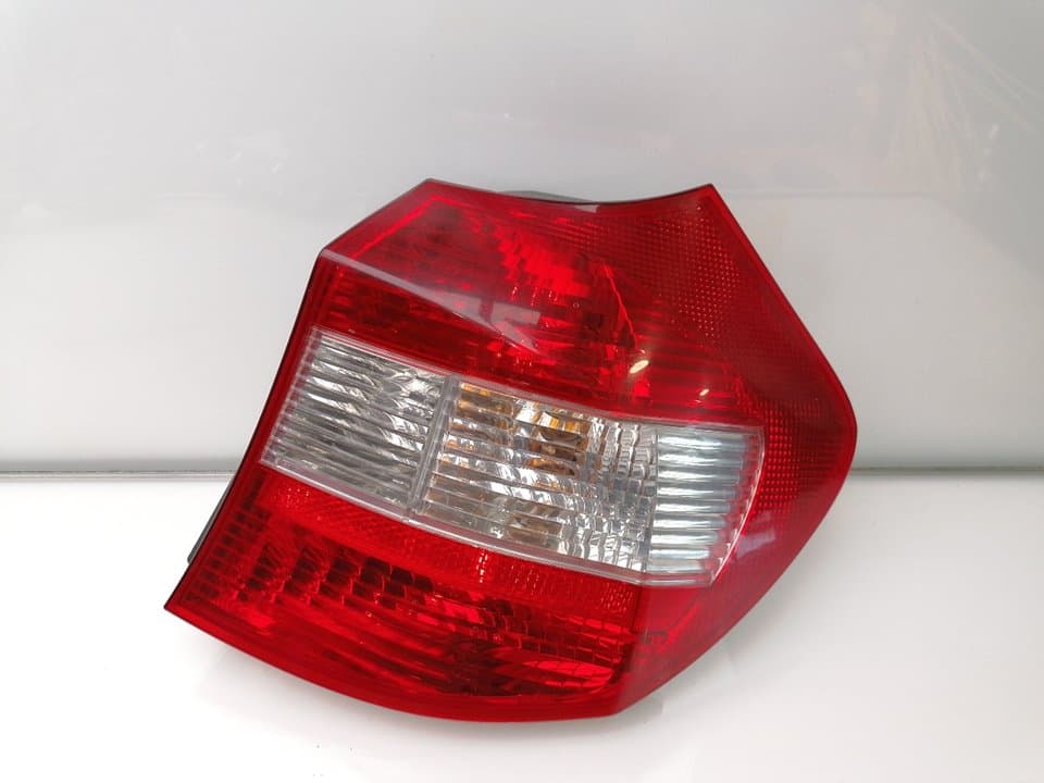 Piloto trasero derecho BMW SERIE 1 LIM