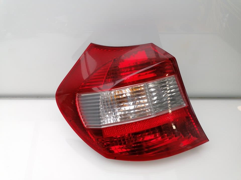 Piloto trasero izquierdo BMW SERIE 1 LIM