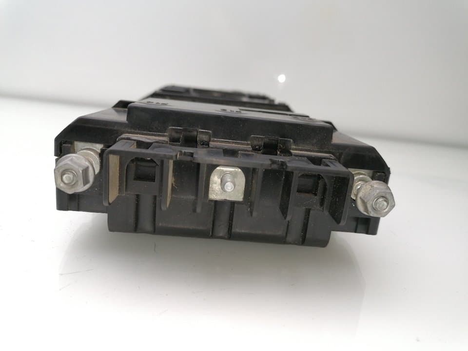Caja reles / fusibles FORD TRANSIT 4