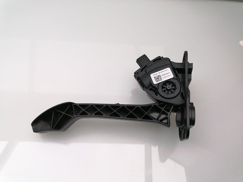 Pedal acelerador FORD TRANSIT 4