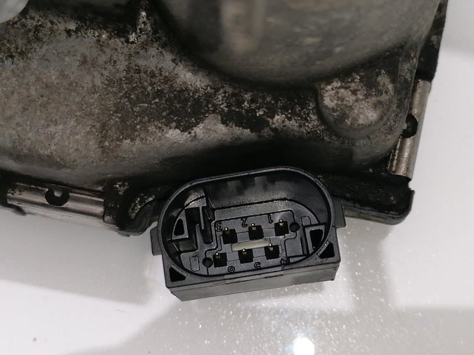 Caja mariposa FORD TRANSIT 2