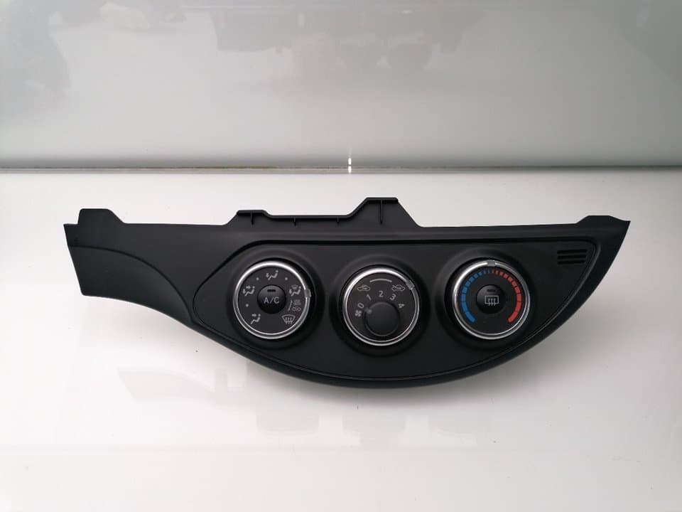 Recambio TOYOTA YARIS (KSP9/SCP9/NLP9) ref. 554060D390C2