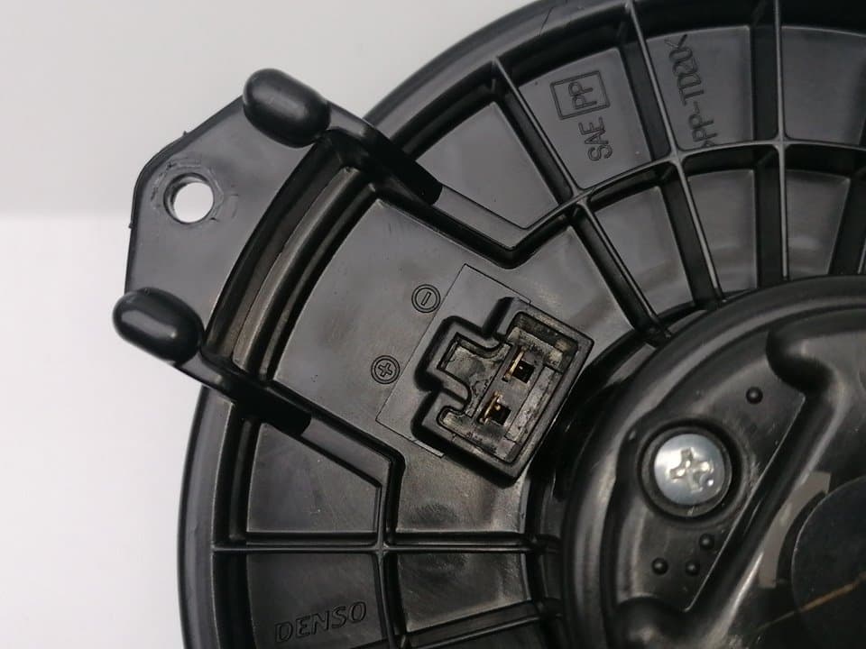 Motor calefaccion TOYOTA YARIS (KSP9/SCP9/NLP9) 3
