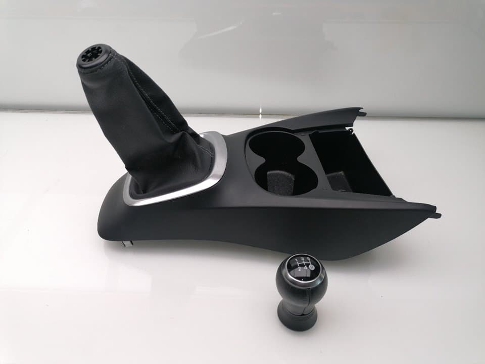 Guarnecidos palanca cambio TOYOTA YARIS (KSP9/SCP9/NLP9) 3