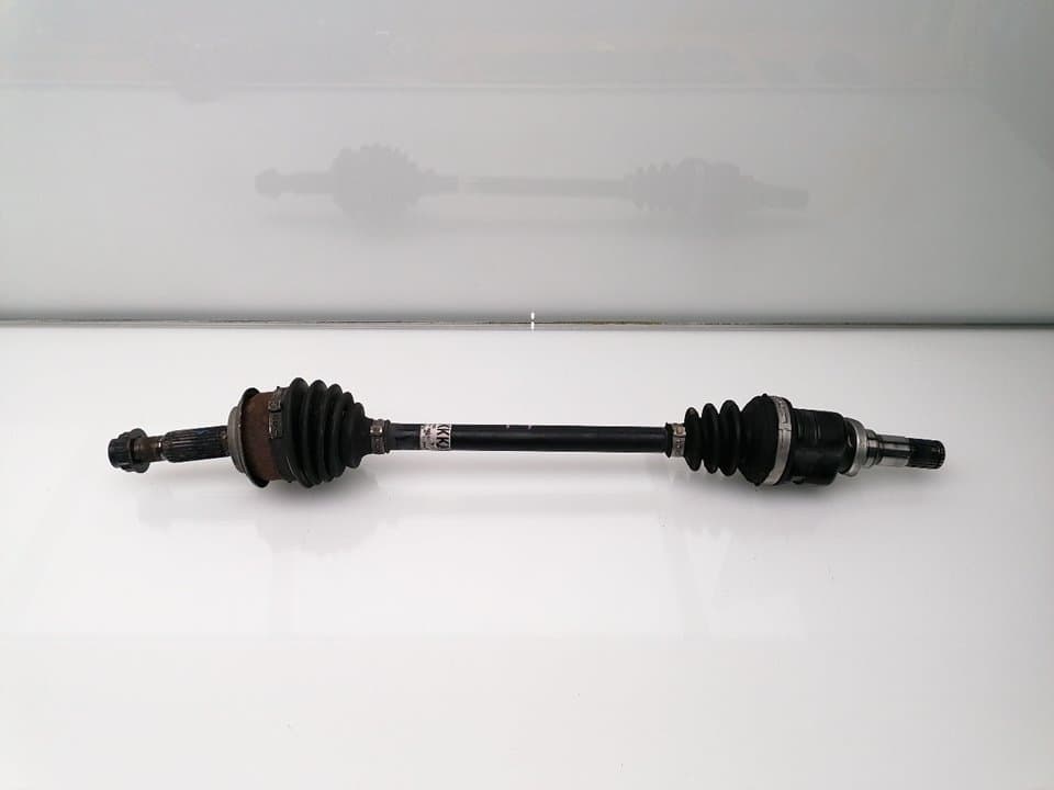 Transmision delantera izquierda TOYOTA YARIS (KSP9/SCP9/NLP9)