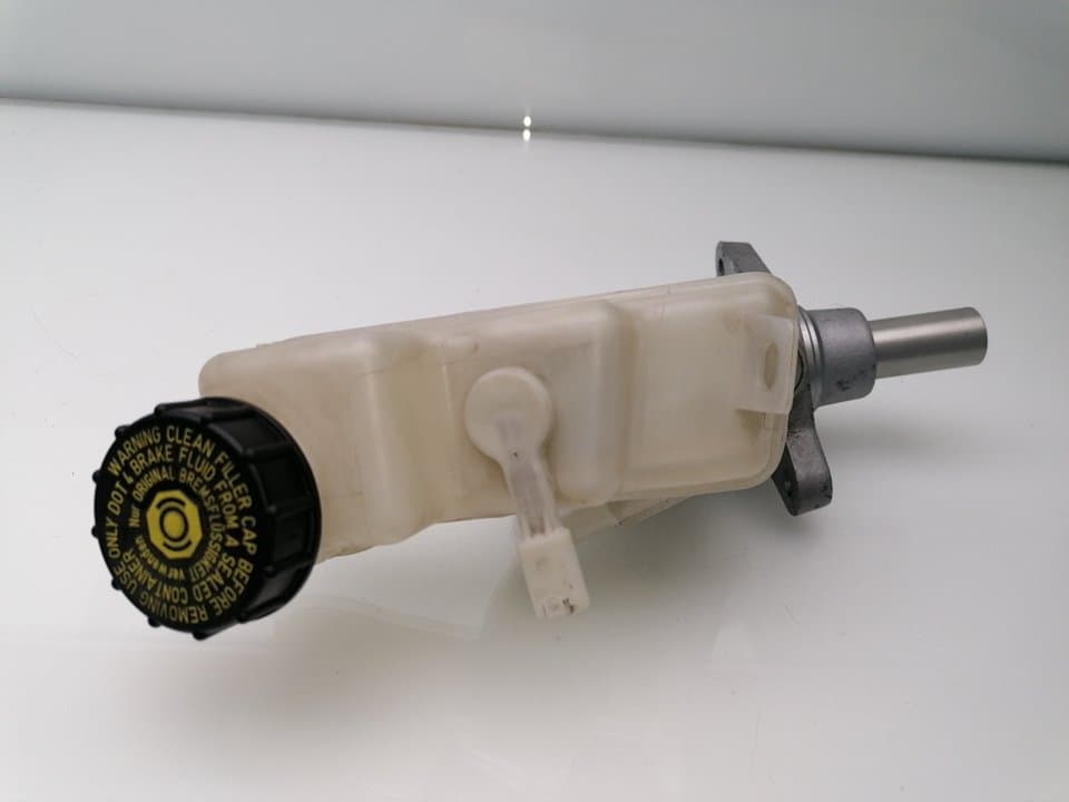 Bomba freno TOYOTA YARIS (KSP9/SCP9/NLP9) 3