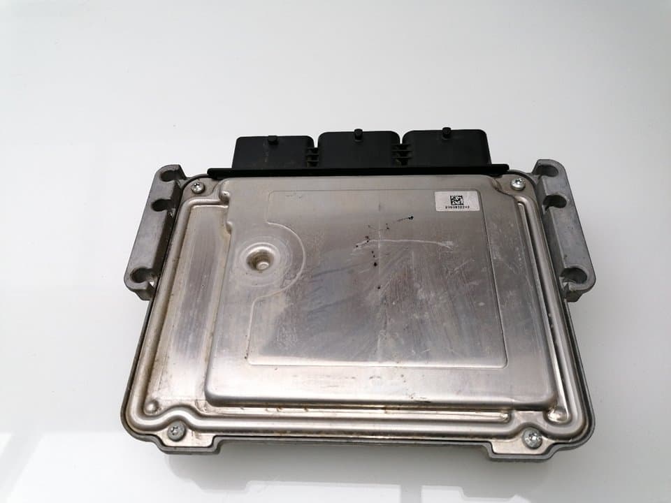Centralita motor uce FORD TOURNEO COURIER (C4A) 2