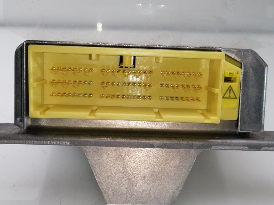 Centralita airbag SUBARU LEGACY BERL./FAMILIAR B11 (BD/BG) 3