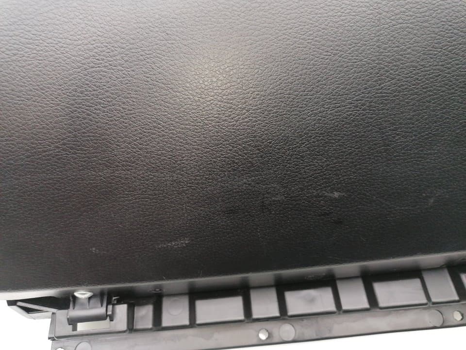 Guantera SUBARU LEGACY BERL./FAMILIAR B11 (BD/BG) 4