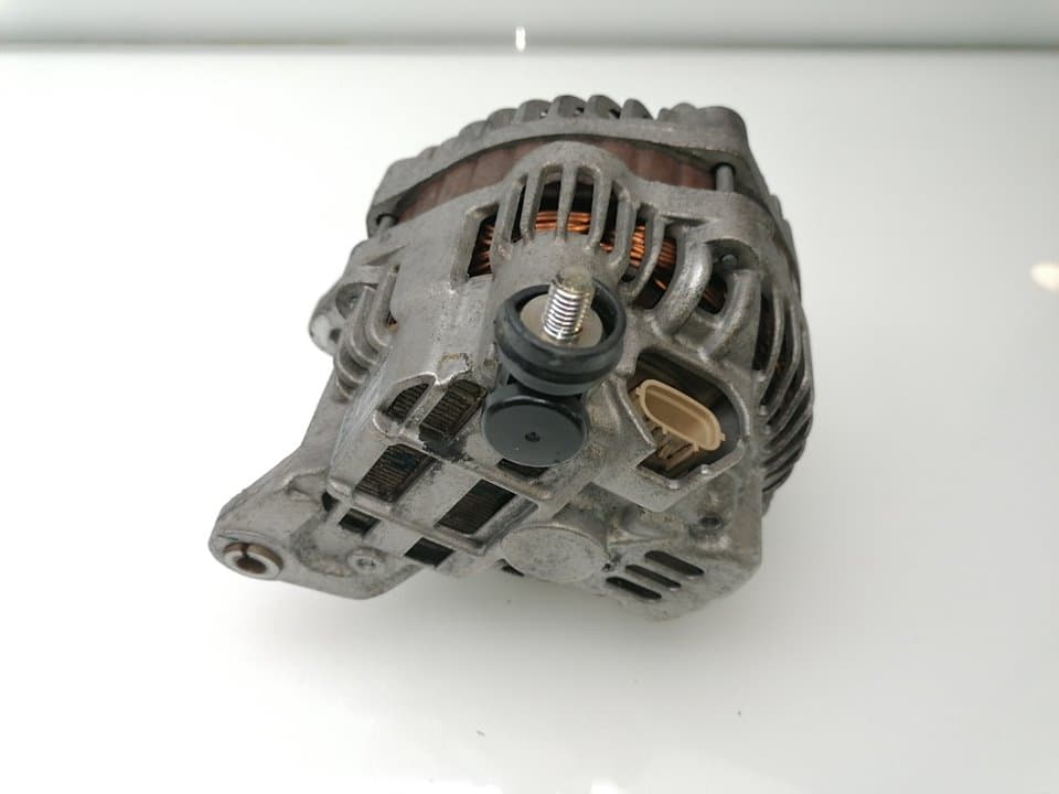Alternador SUBARU LEGACY BERL./FAMILIAR B11 (BD/BG) 3