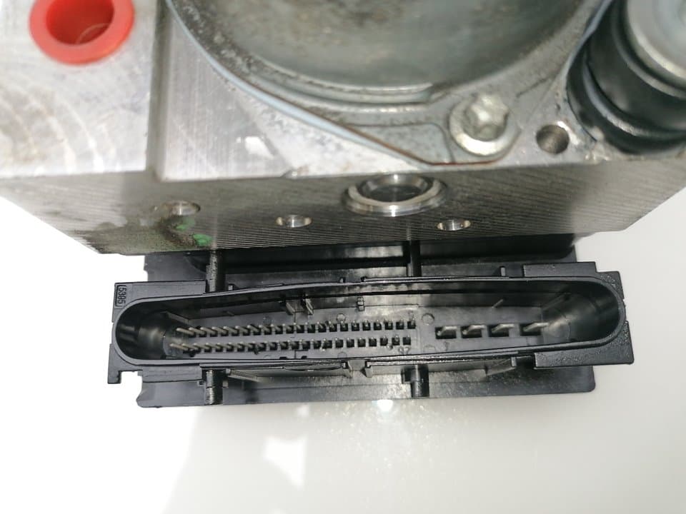 Abs SUBARU LEGACY BERL./FAMILIAR B11 (BD/BG) 4