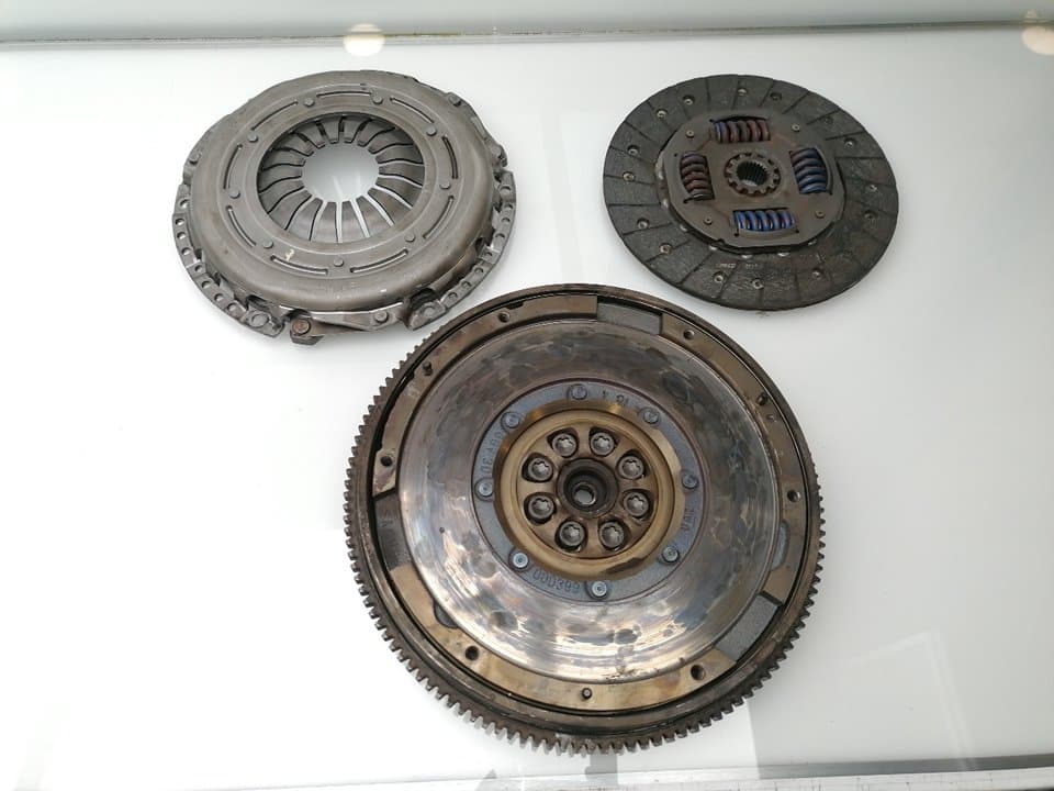 Kit embrague SUBARU LEGACY BERL./FAMILIAR B11 (BD/BG)