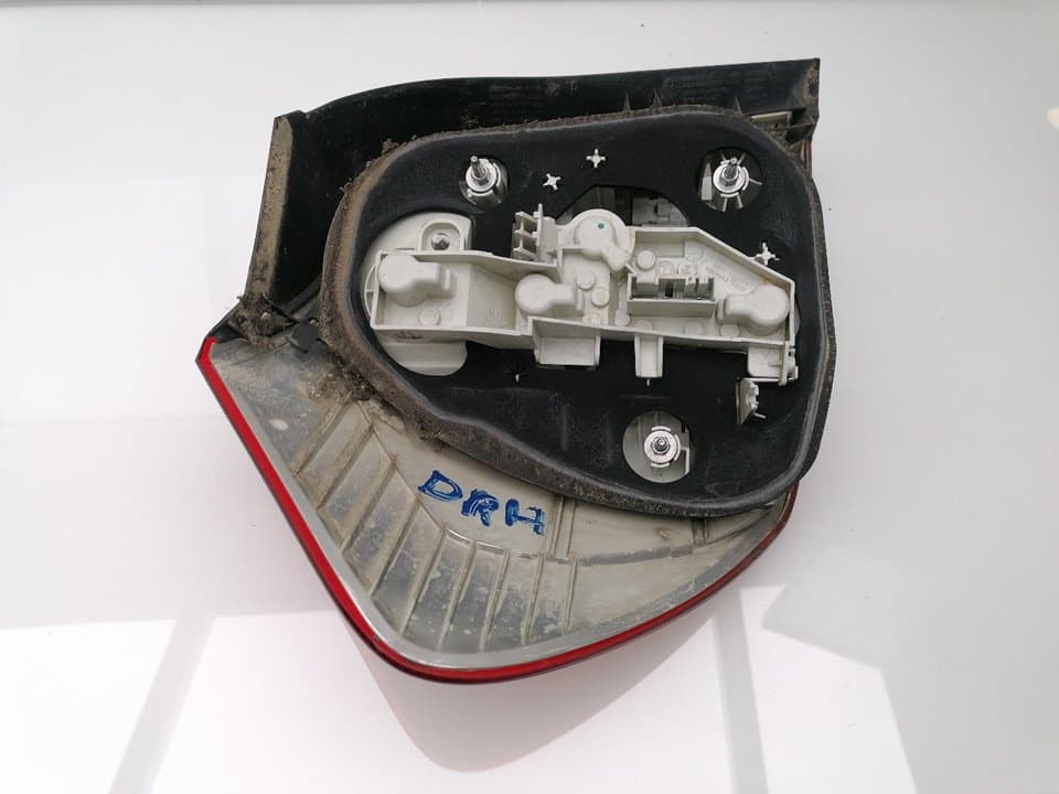 Piloto trasero derecho BMW SERIE 1 LIM 3