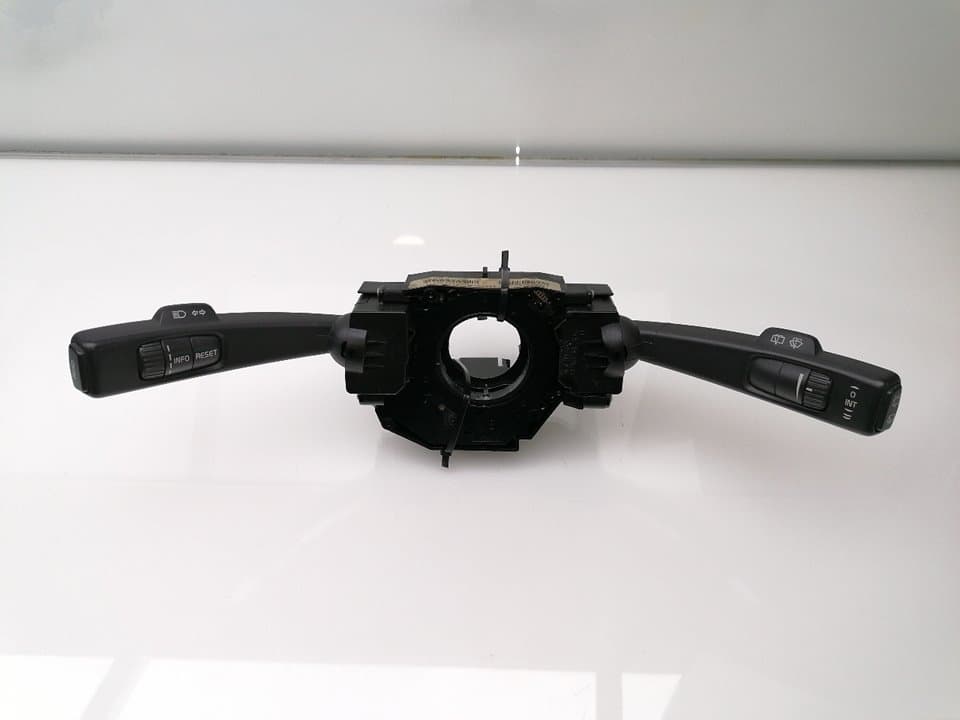 Mando multifuncion VOLVO V50 FAMILIAR