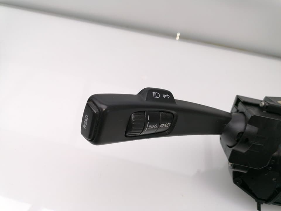 Mando multifuncion VOLVO V50 FAMILIAR 4