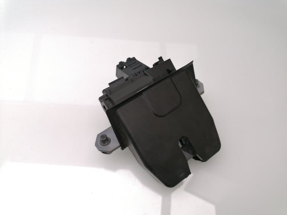 Cerradura maletero / porton VOLVO V50 FAMILIAR