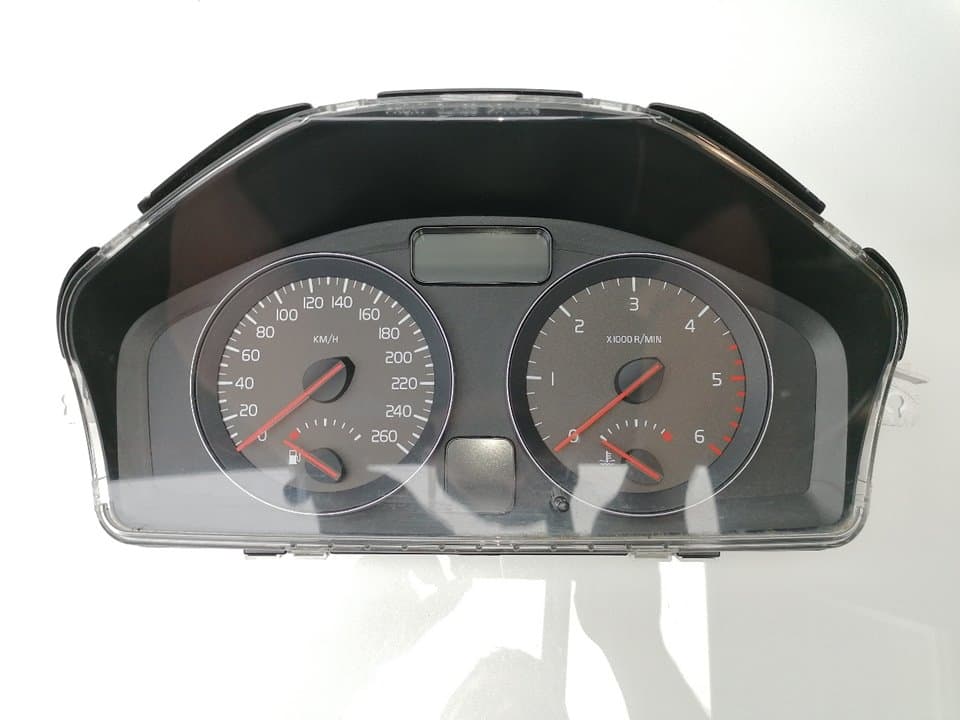 Cuadro instrumentos VOLVO V50 FAMILIAR