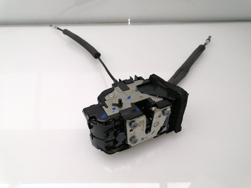 Cerradura puerta trasera derecha NISSAN JUKE (F15)