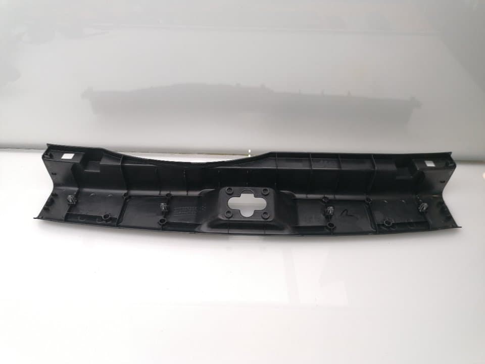 Plastico NISSAN JUKE (F15) 2