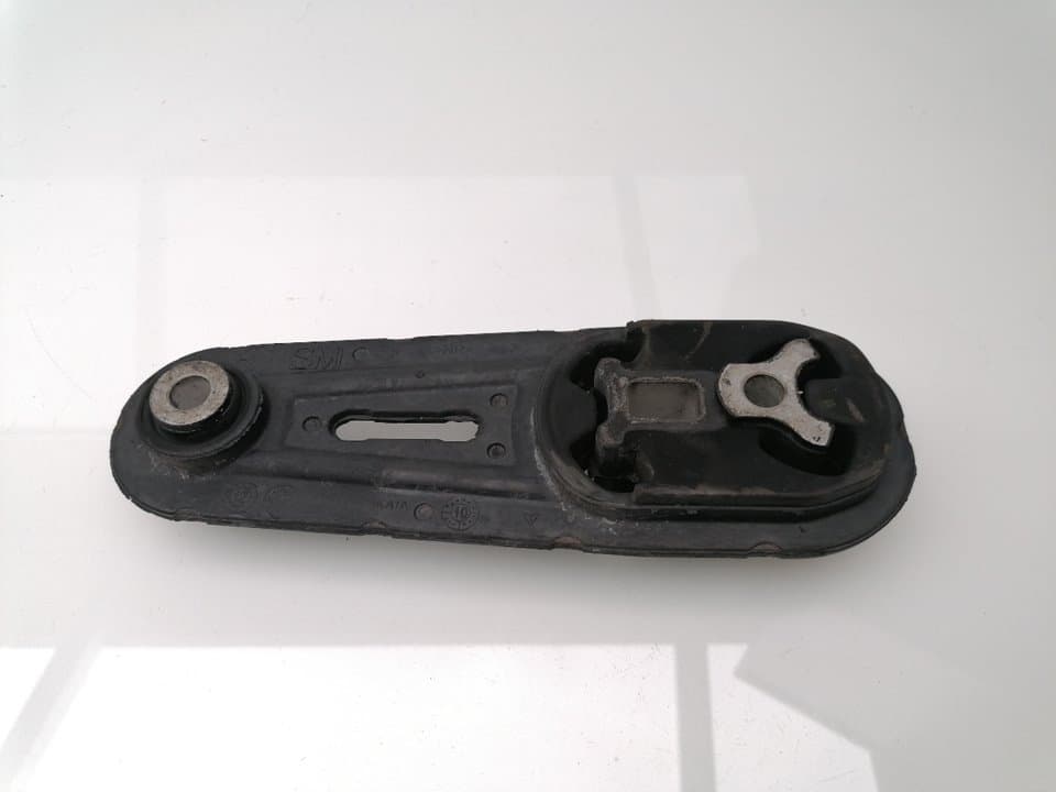 Soporte motor NISSAN JUKE (F15)