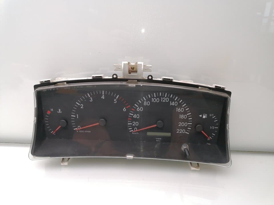 Cuadro instrumentos TOYOTA COROLLA (E12)