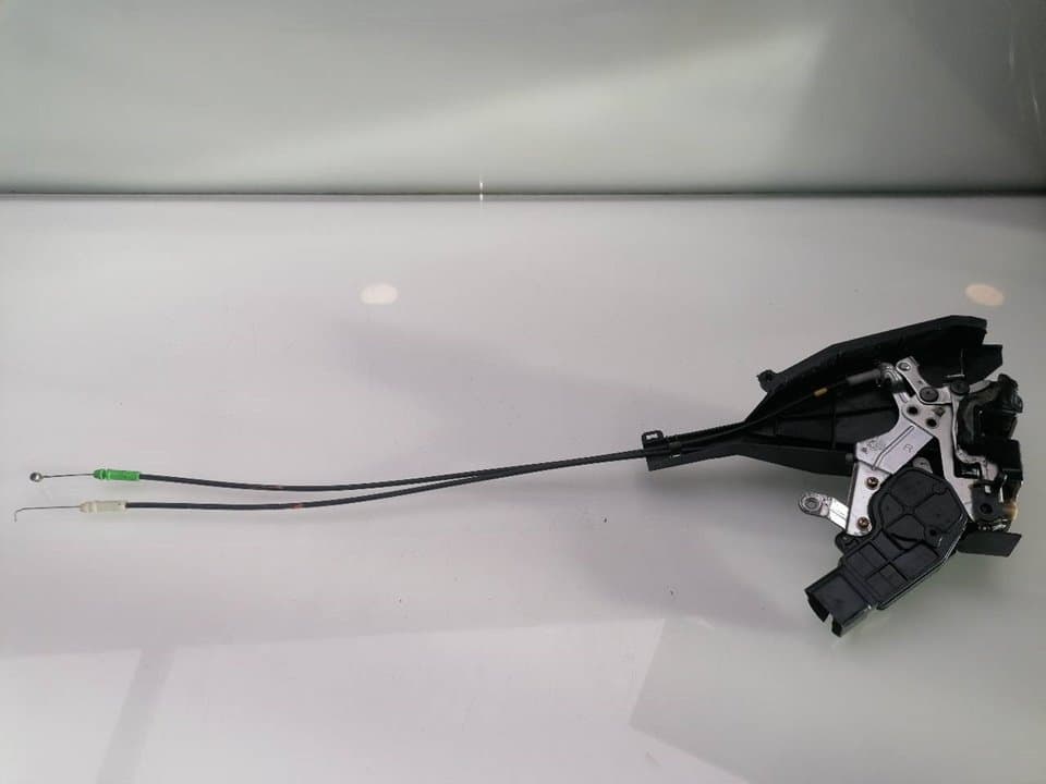 Cerradura puerta trasera derecha TOYOTA COROLLA (E12)