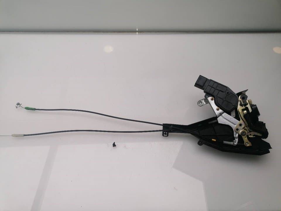 Cerradura puerta trasera izquierda TOYOTA COROLLA (E12) 2